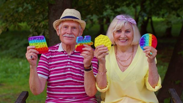 Для дедушки и бабушки