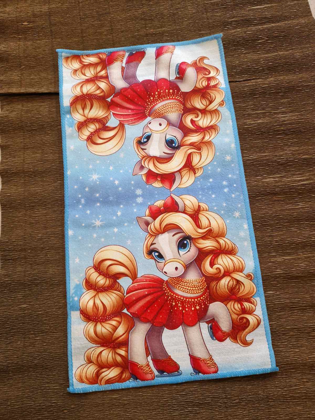 Кухонное полотенце с новогодним рисунком