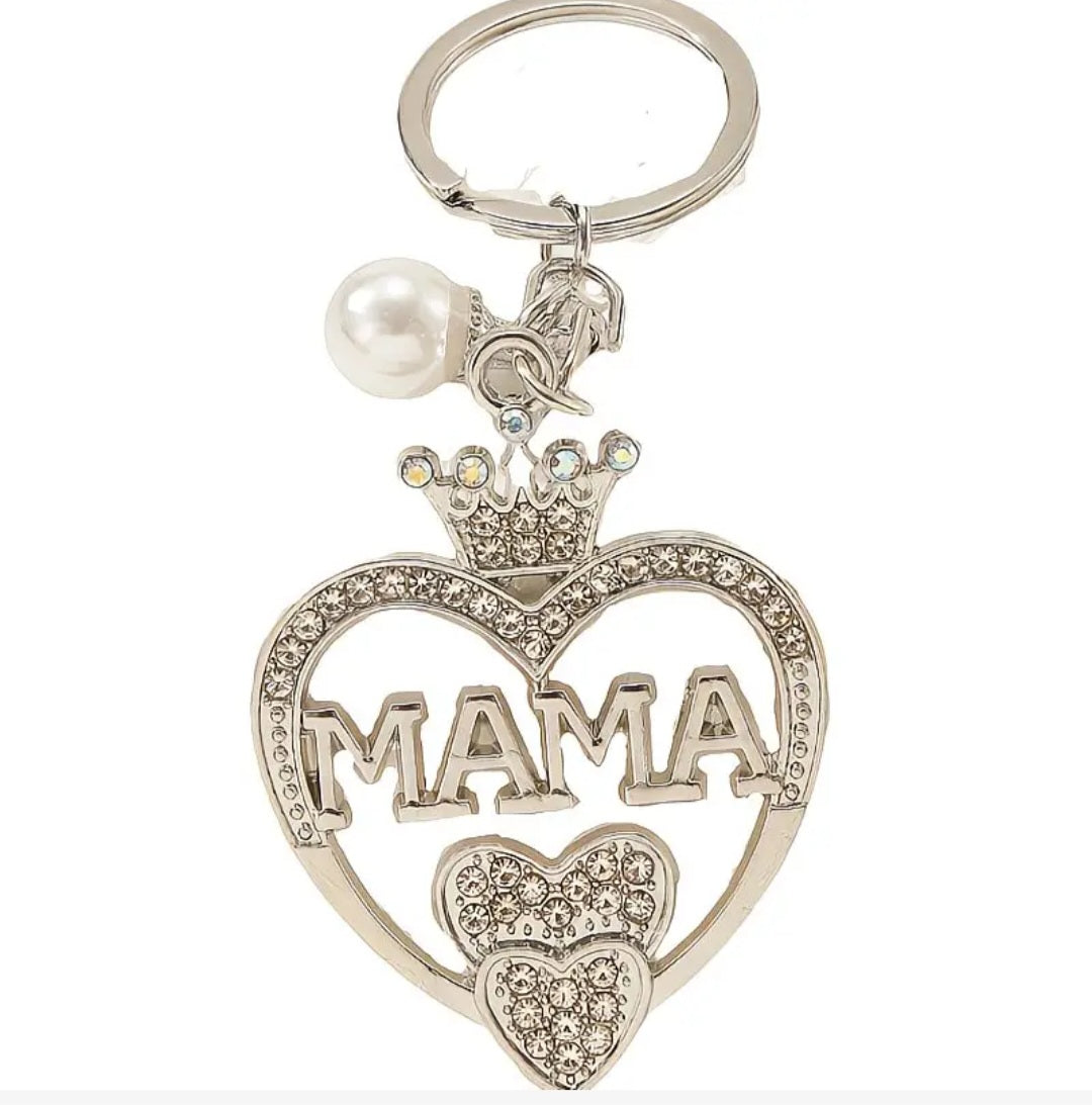 Брелок «MAMA» — сердце с короной и кристаллами